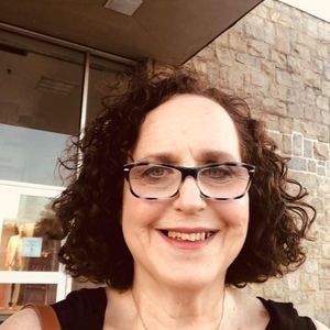 Meet your Posher, Janet